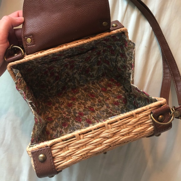 Gorgeous one of a kind straw bag - Picture 3 of 4